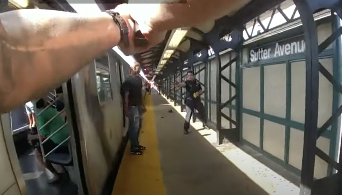 Nypd Releases Body Cam Footage Of Cops Shooting Four People On The Subway