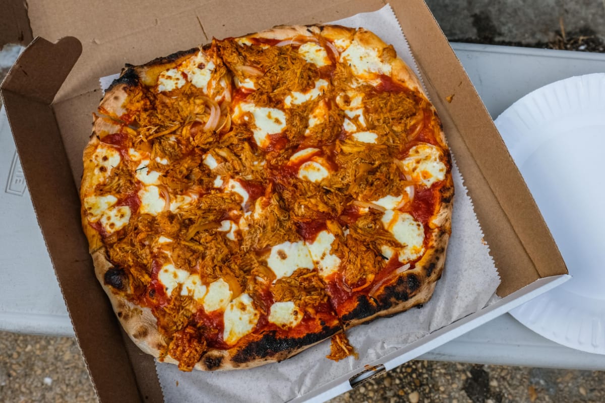 Mexican Fusion Neapolitan-Style Pizzas From a Tent on the Sidewalk in Astoria? Hell Yeah!