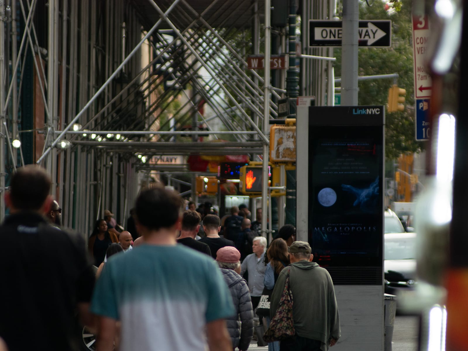 A LinkNYC kiosk on a busy street in Manhattan.